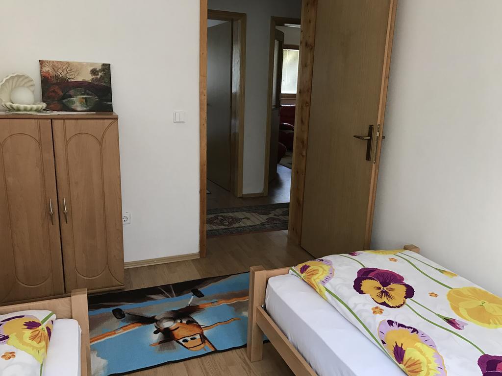 Apartment Near The Airport Sarajevo Luaran gambar