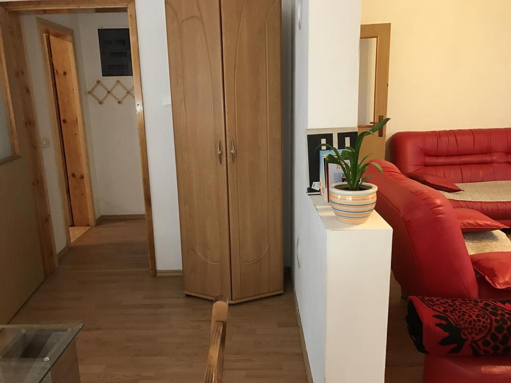 Apartment Near The Airport Sarajevo Luaran gambar